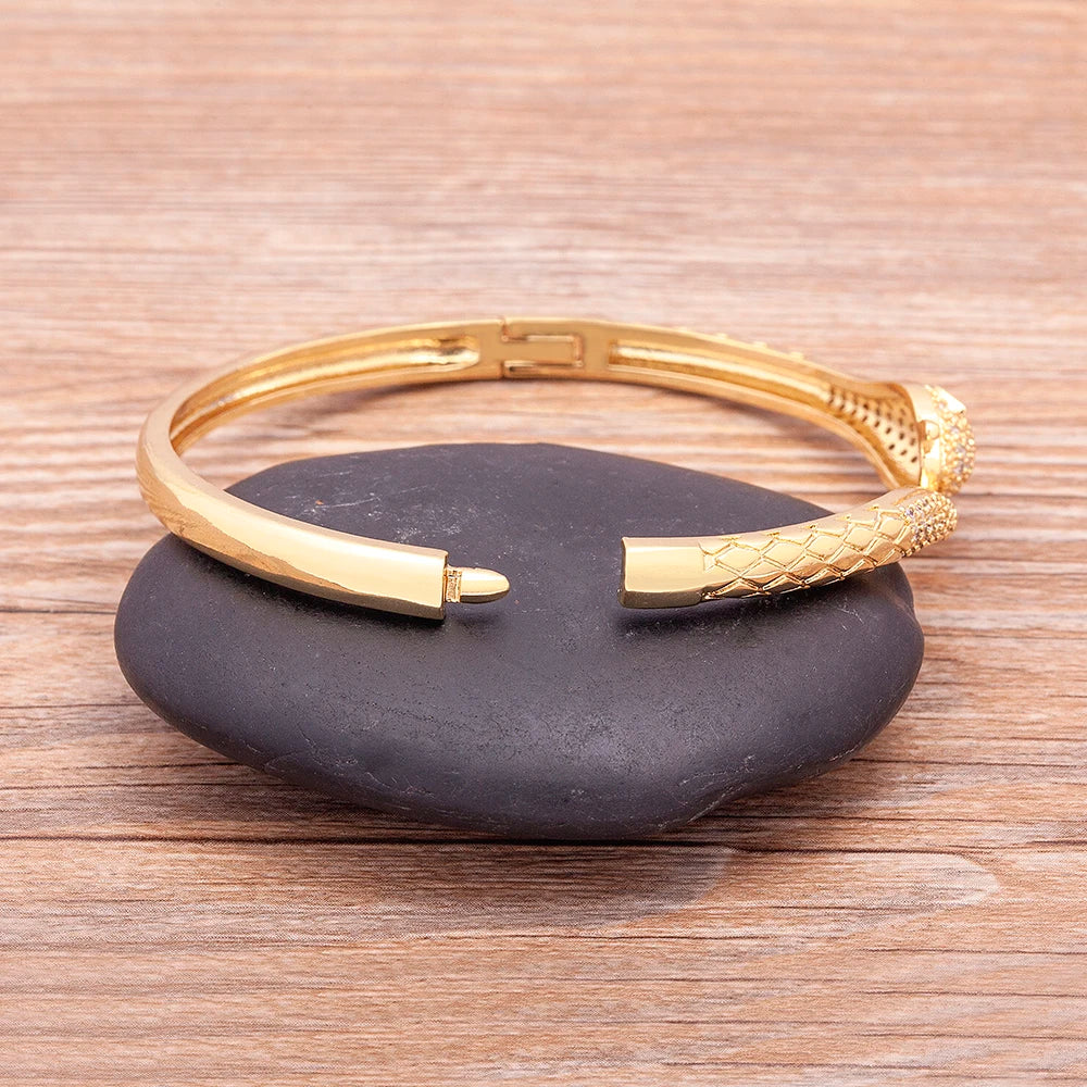 New Arrival European and American Fashion Copper Cubic Zircon  Cuff Adjustable Snake Bangle Jewelry Fine Party Wedding Gift