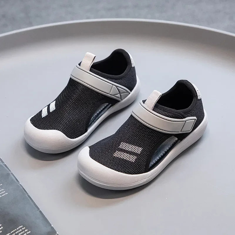 Kids Mesh Sandals Toes capped Boys Girls Casual Shoes Soft Sole Summer Children Fashion Beach Shoes Anti-Slip Wear-resistant