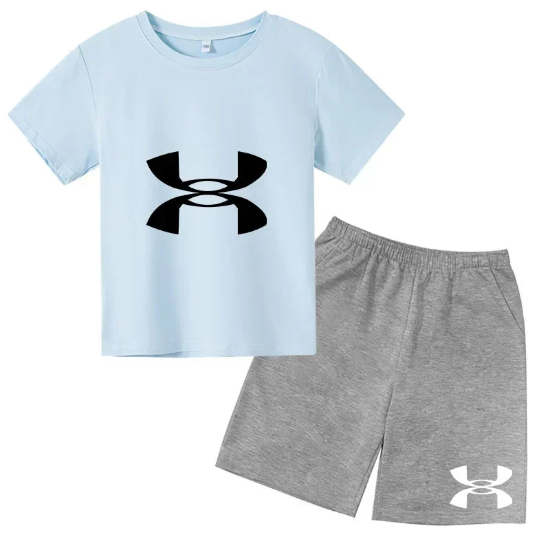Short-Sleeved T-Shirt And Shorts with Printed Logo - Stylish SportswearChildren's 2-Piece Sportswear Set -  Ensemble for Kids