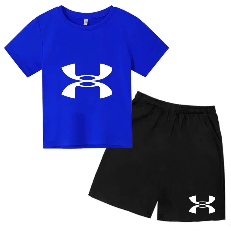 Short-Sleeved T-Shirt And Shorts with Printed Logo - Stylish SportswearChildren's 2-Piece Sportswear Set -  Ensemble for Kids