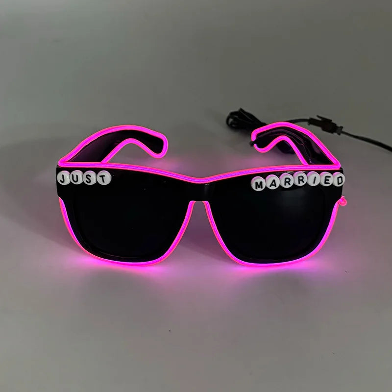 Wireless Type LED Just Marrired Glasses for Groom Bride Light up Glasses Couple Sunglasses Wedding Decoration