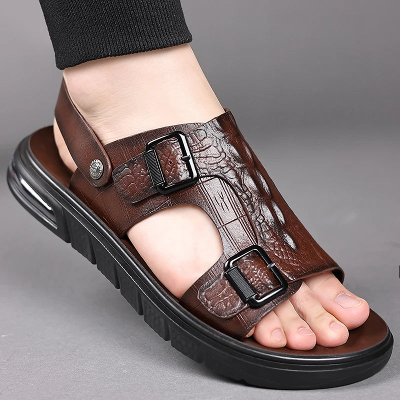 Outdoor Men's Sandals Outdoor Summer Slippers High-quality Shoes 2025 Summer Leather Sandals for Men New Man's Walking Shoes