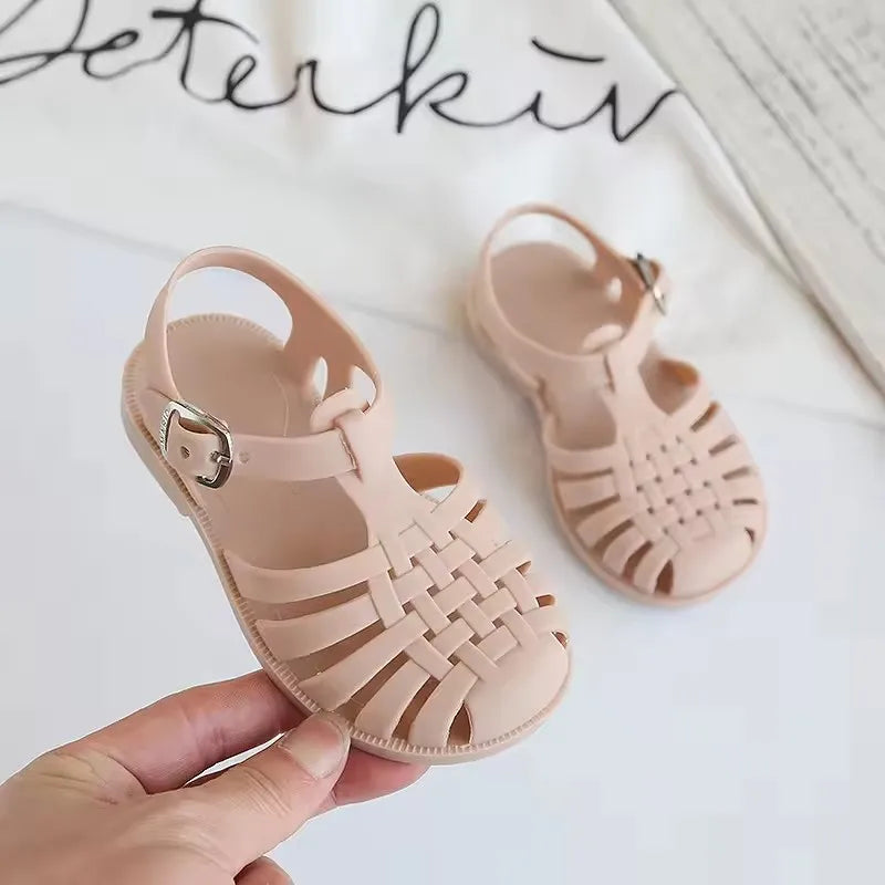 Girl Child Beach Shoes for Sea Summer Girls Gladiator Sandals Soft Non-slip Princess Jelly Shoes Flat Retro Roman Flip-flops