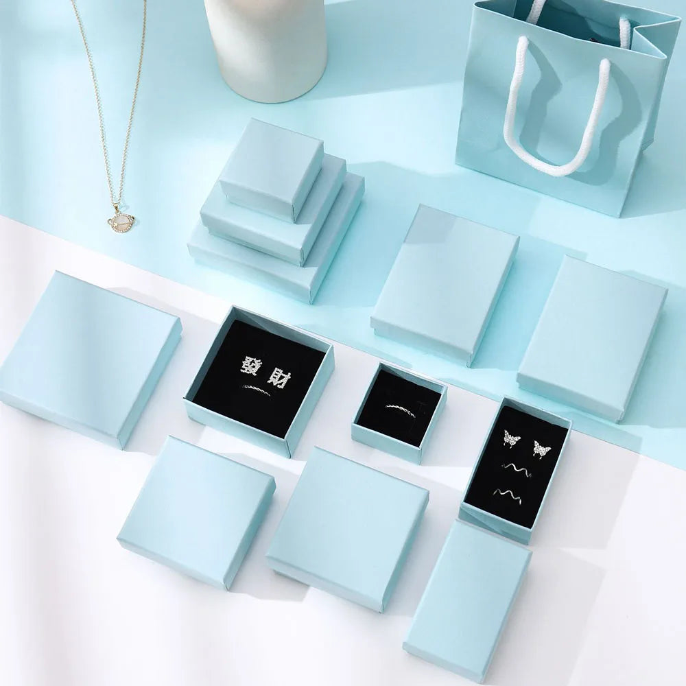 12pack White Black Cardboard Jewelry Box Earings Rings Necklace Storage Boxes 7x9x3cm Kraft Paper Travel Wedding Gift Dust Case