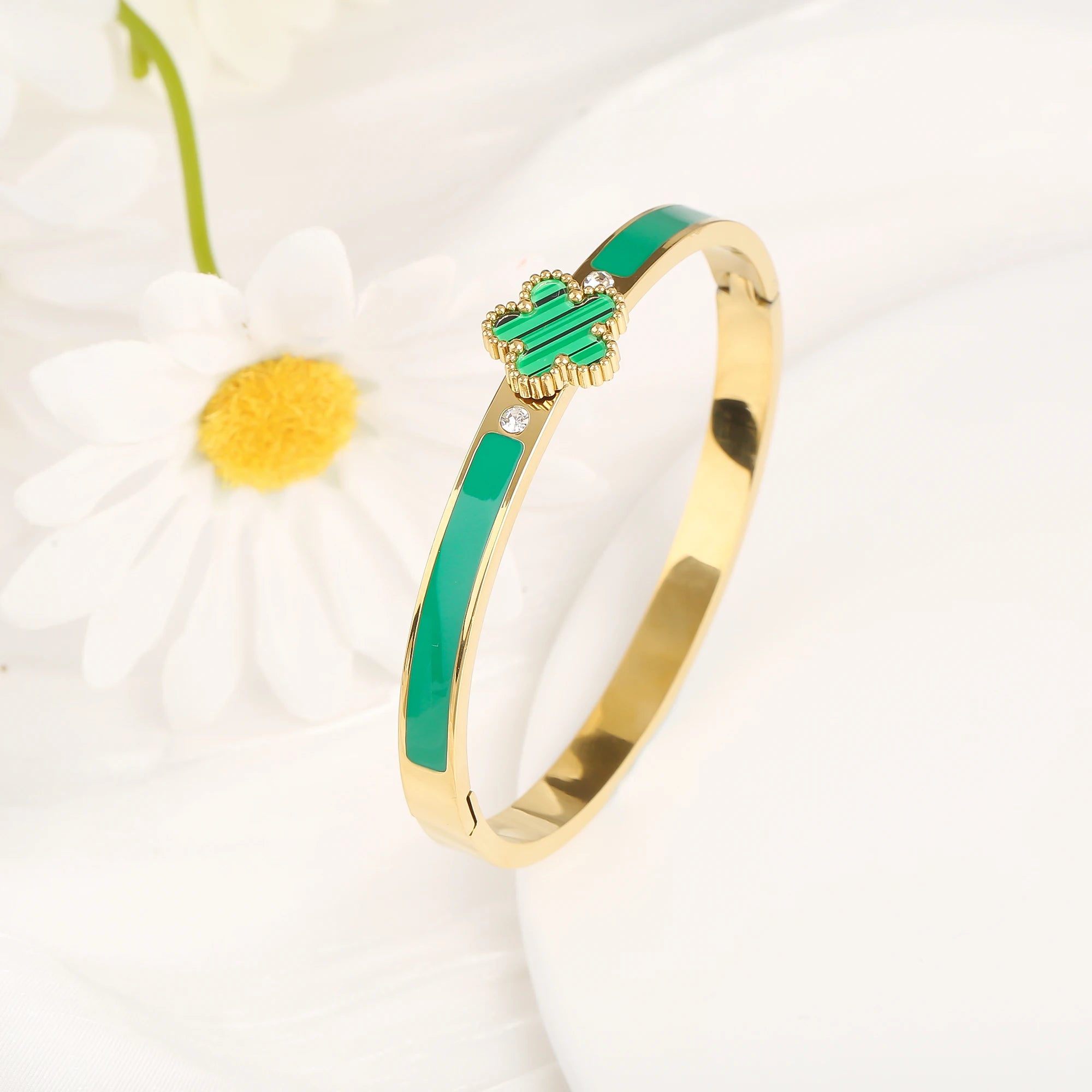 6 Colors Classic Luxury Stainless Steel Five Leaf Flower Open Bangle Simple for Woman Girl Party Trend Enamel Jewelry  Clover
