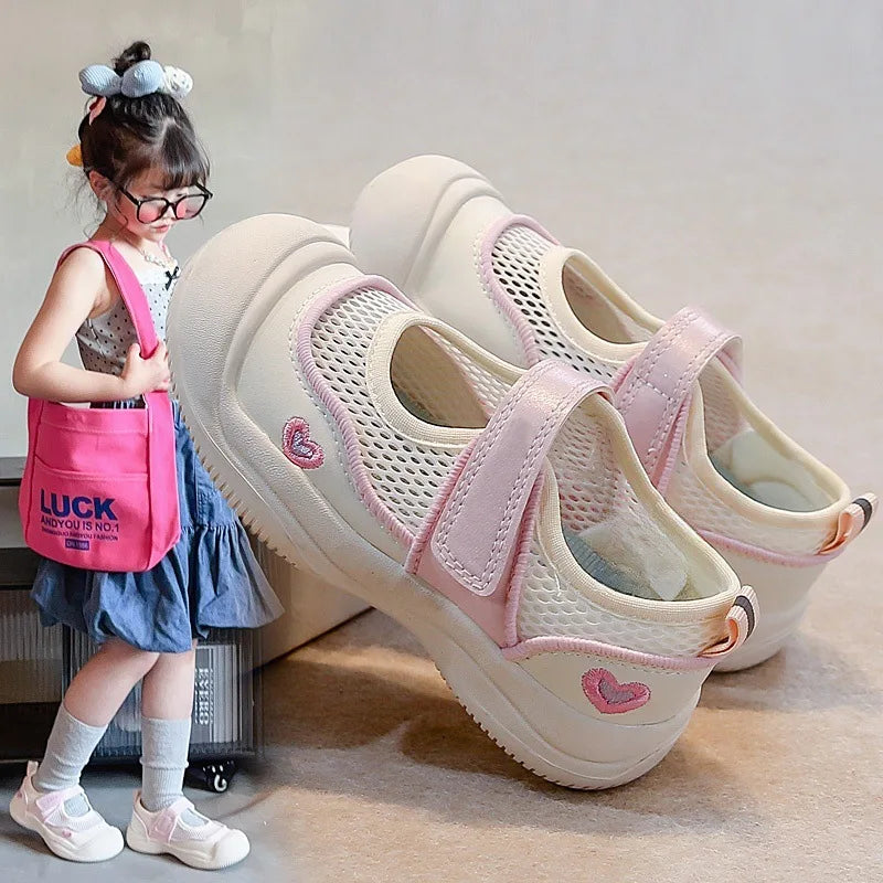 Girls Summer Breathable Sports Sandals Mesh Upper Rubber Sole Magic Tape Closure Fashionable Formal Shoes for Children