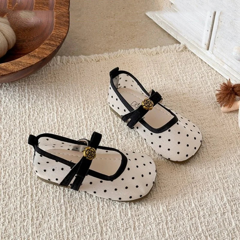 Summer Toddler Girls Polka Dot Mesh Mary Jane Shoes Flower Decor Soft Non-Slip Sole Breathable Lightweight Daily Party Wear