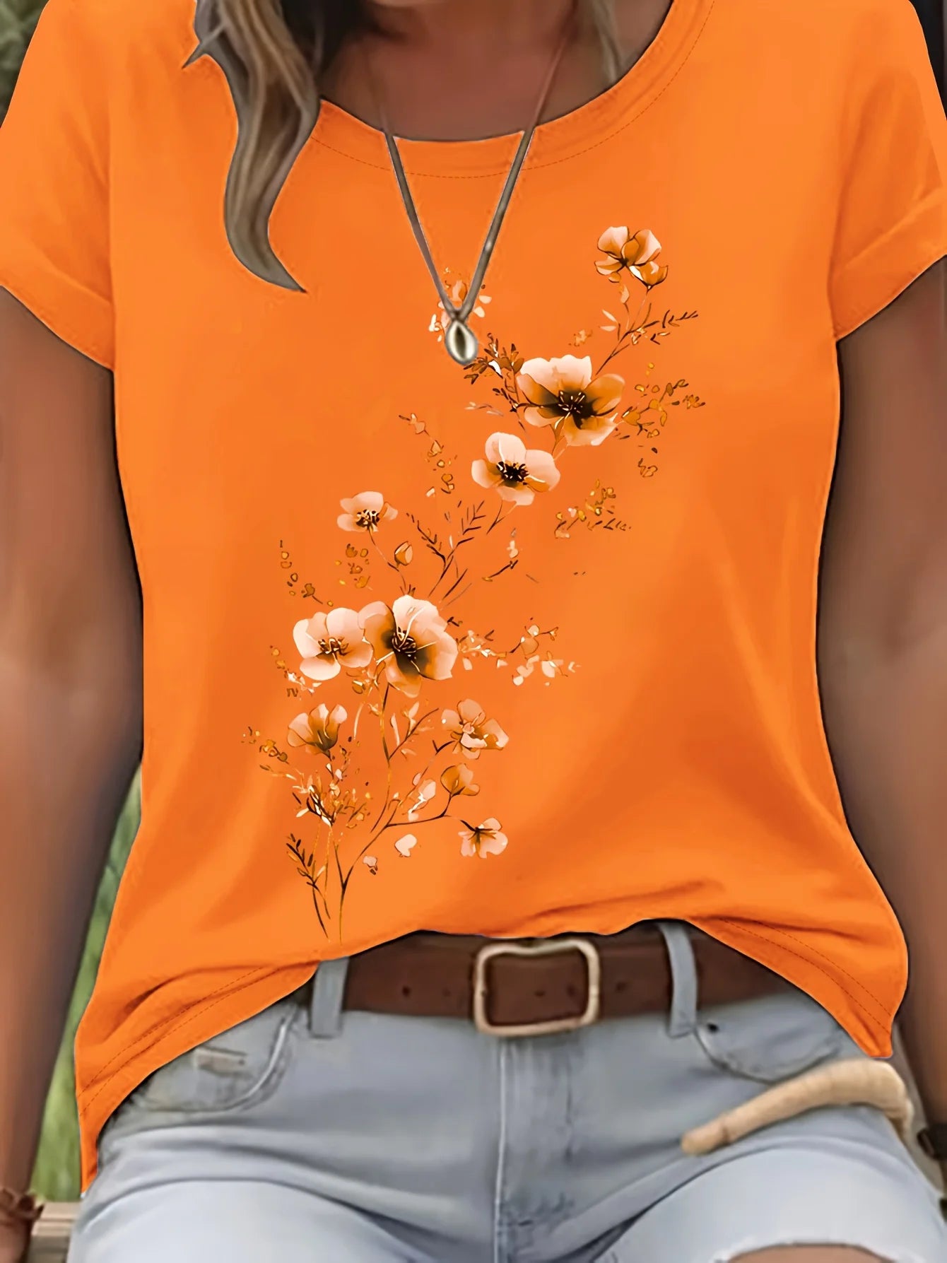 Purple Floral Branch Women's Tee - Delicate Watercolor Flower Graphic, Casual Light Purple Top
