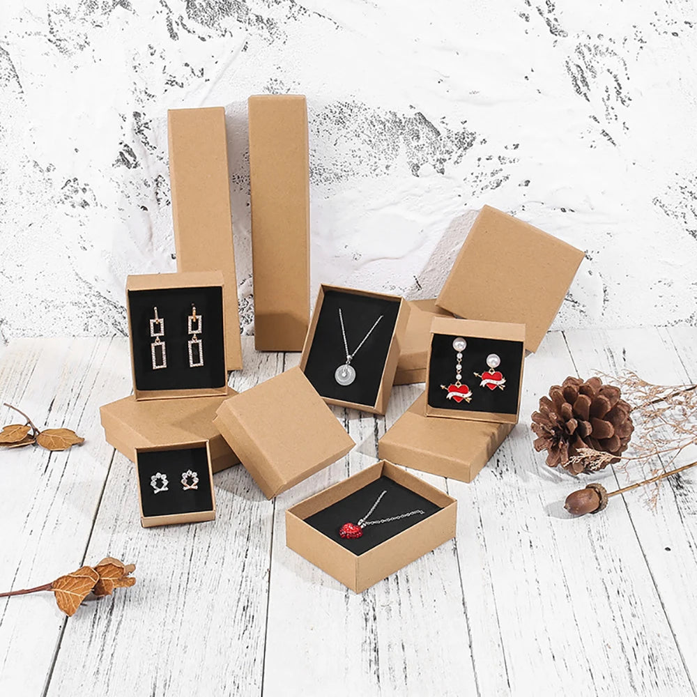 12pack White Black Cardboard Jewelry Box Earings Rings Necklace Storage Boxes 7x9x3cm Kraft Paper Travel Wedding Gift Dust Case