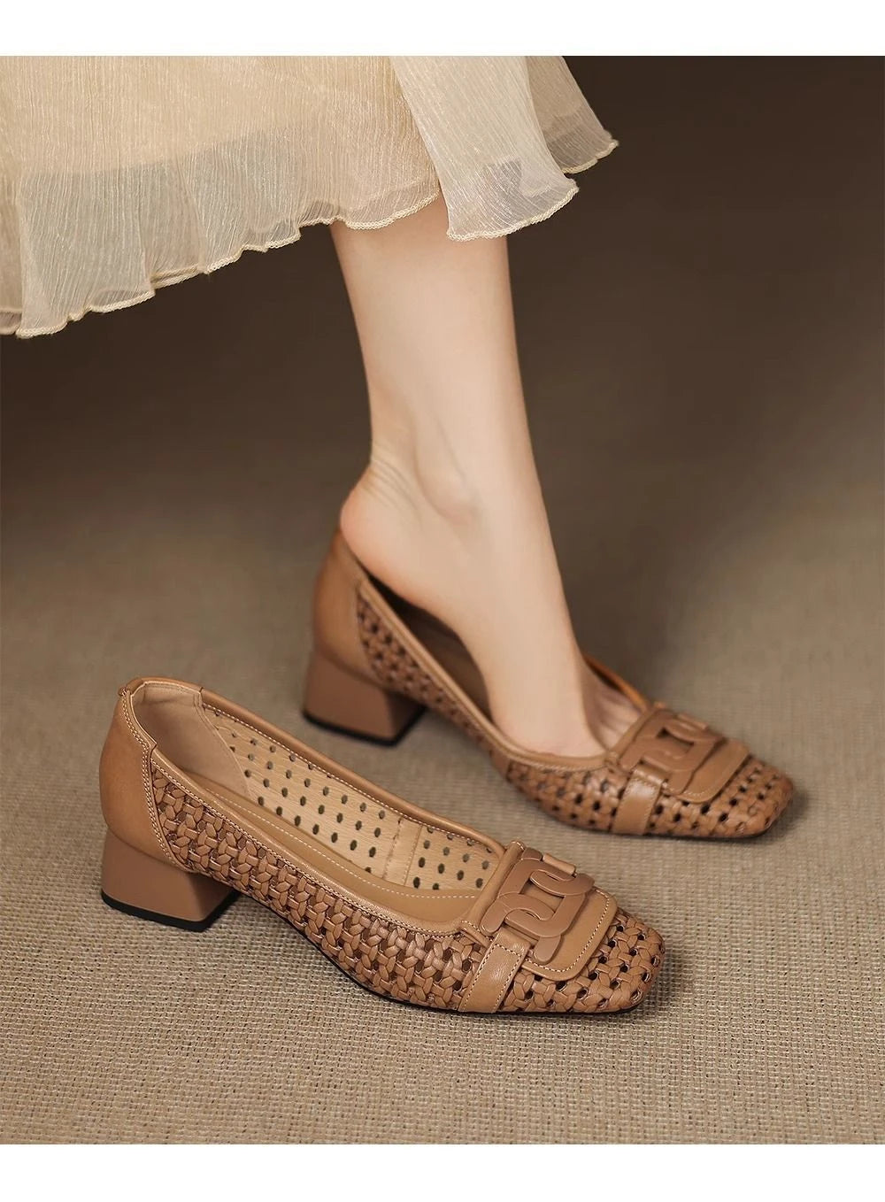 French Retro Woven Women Pumps Breathable Square Toe Block High Heels Elegant Hollow Office Lady Shoes Luxury Designer Sandals