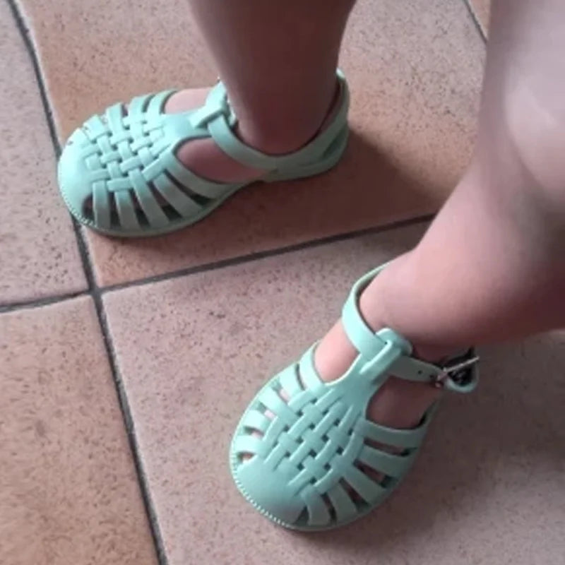 Girl Child Beach Shoes for Sea Summer Girls Gladiator Sandals Soft Non-slip Princess Jelly Shoes Flat Retro Roman Flip-flops