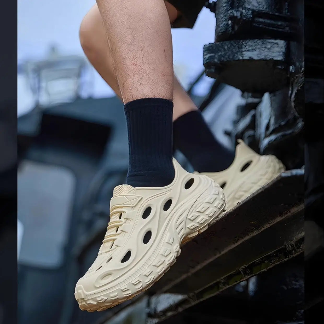 Men's Summer Clogs for Outdoor Wear, Beach Shoes, Non-Slip, Odor-Resistant, Closed-Toe, Women's Sports Casual Driving Sandals