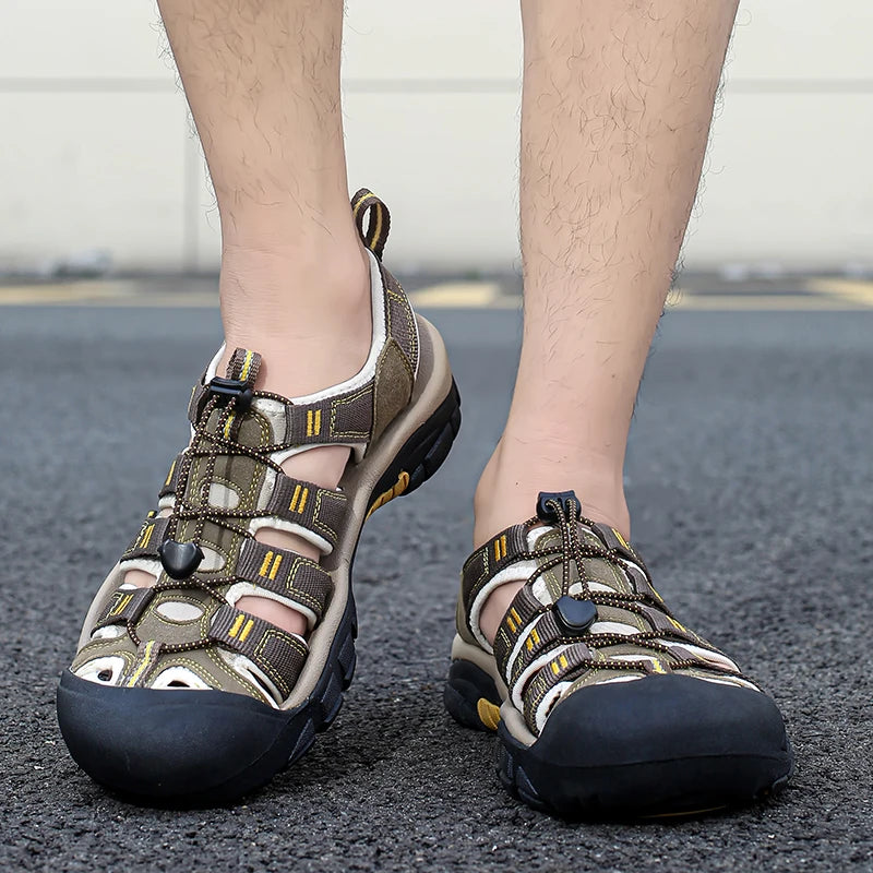 Big Size Summer Outdoor Couple Sandals Breathable Men Hiking Shoes Water Beach Men's Sandals Camping Climbing Aqua Men Sneakers