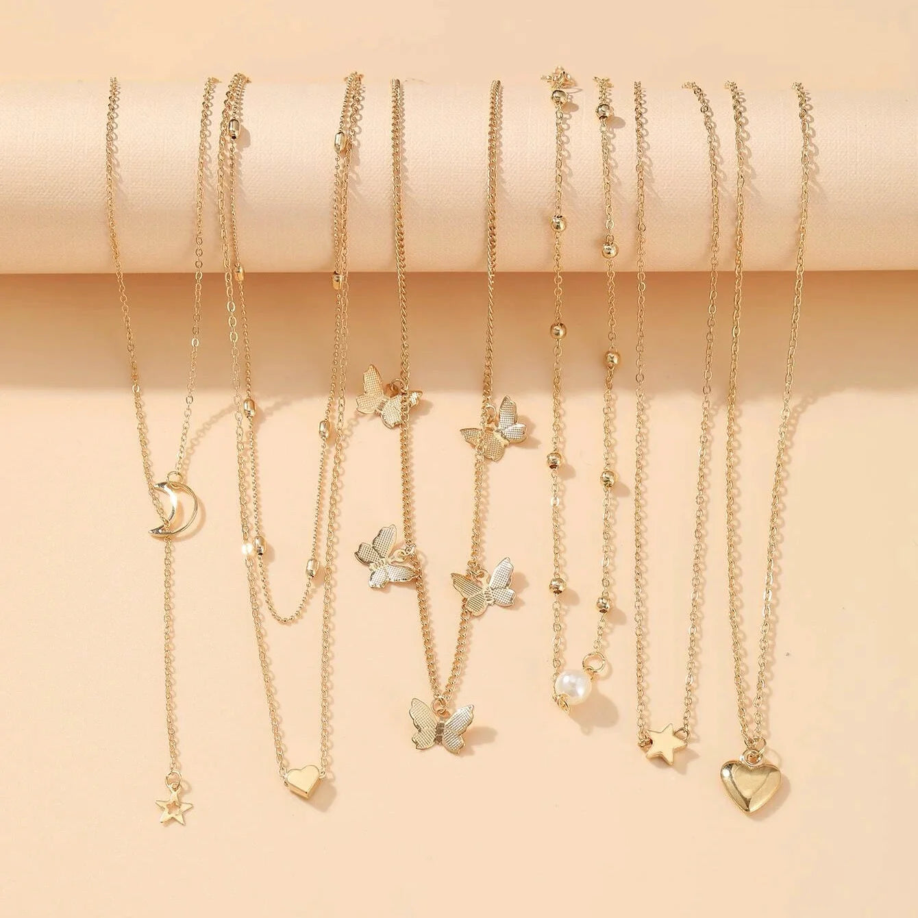 Elegant Vintage Chic Jewelry Set Including Pendant Necklaces,Twisted C-Hoop Earrings,Gold Color Rings,Bracelet ,Daily Outfits