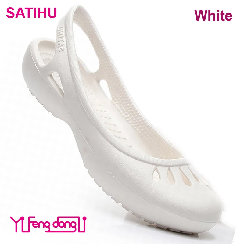 Ultra-light women's clogs:Breathable,soft,elastic,waterproof,non-slip,easy to clean,versatile and stylish.For commuting,work