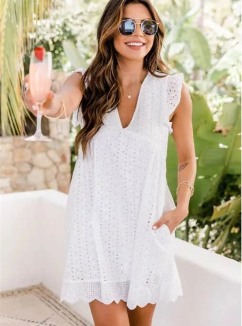 Cross border new lace jacquard hollowed out V-neck dress with pockets and lining shorts for women in Europe and America