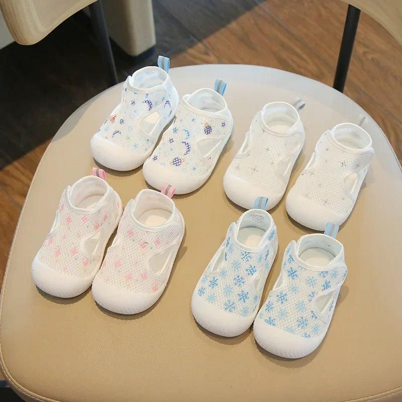 Summer Mesh Baby Walking Shoes 0-3 Years Cartoon Pattern Non-Slip Wear Resistant Anti Kick Crash Proof For Toddler Boys Girls