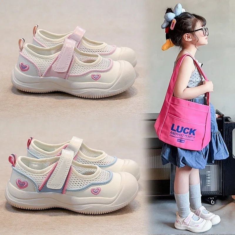 Girls Summer Breathable Sports Sandals Mesh Upper Rubber Sole Magic Tape Closure Fashionable Formal Shoes for Children