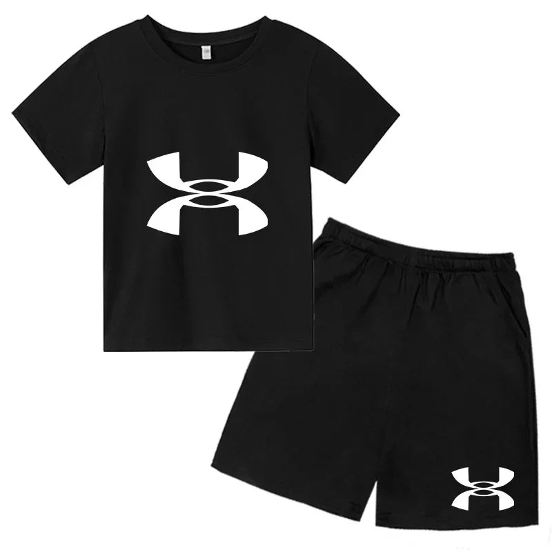 Short-Sleeved T-Shirt And Shorts with Printed Logo - Stylish SportswearChildren's 2-Piece Sportswear Set -  Ensemble for Kids