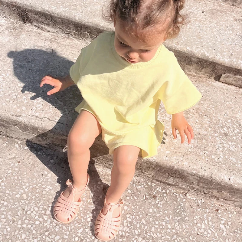 Girl Child Beach Shoes for Sea Summer Girls Gladiator Sandals Soft Non-slip Princess Jelly Shoes Flat Retro Roman Flip-flops