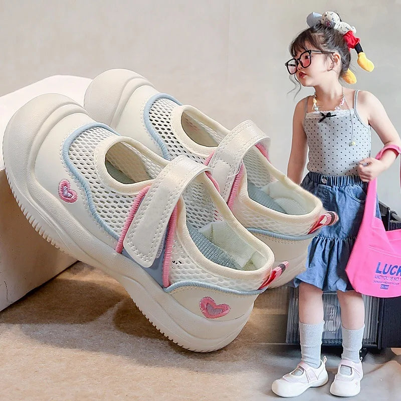 Girls Summer Breathable Sports Sandals Mesh Upper Rubber Sole Magic Tape Closure Fashionable Formal Shoes for Children